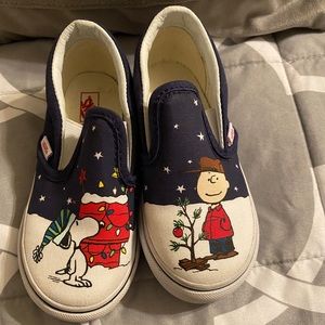 Vans slip on Snoopy